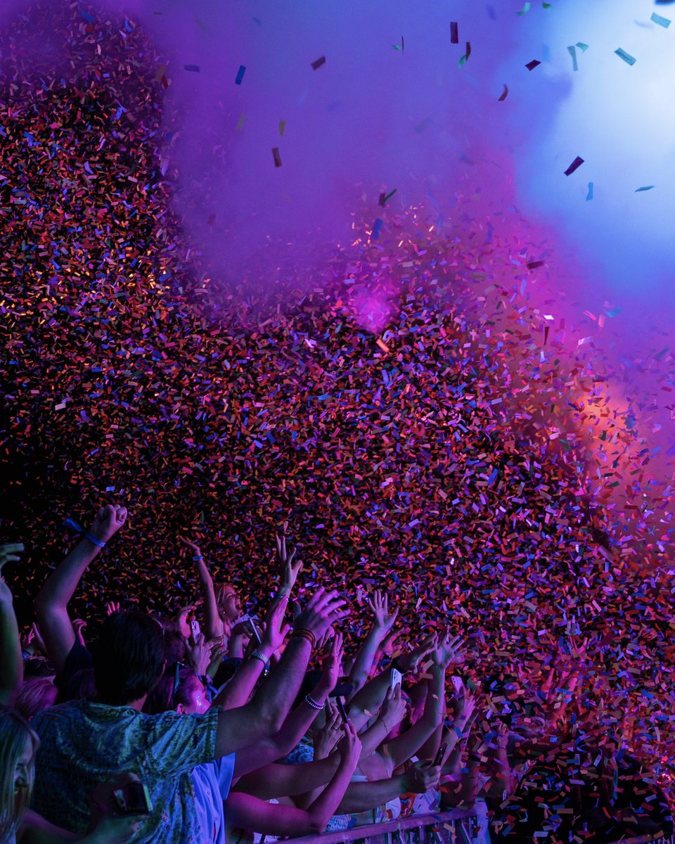 palmtreefest's tweet image. Celebrating because there’s only 10 more days until #PTMFHamptons 🎉🥳🎊