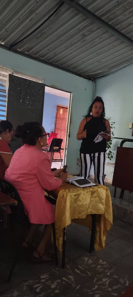 cauto2627's tweet photo. Felicidades 🌼 para Rujaine Collejo por su aporte en su intervención social hacia un grupo de adolescentes que consumen drogas para mejorar su comportamiento en el Consejo Popular Babiney, Cauto Cristo, Granma.
@adis_jordan 
@AlarconKar40527 
@CubaMES 
@MailenisB74126 https://t.co/KBBikc6exW