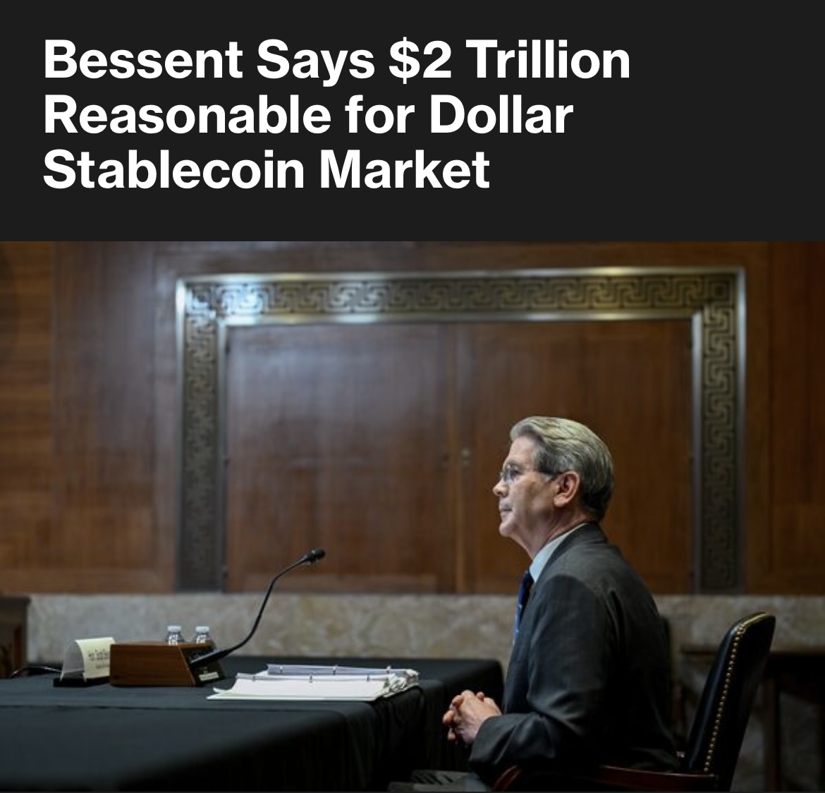 Americký ministr financí Scott Bessent mluvil o významu stablecoinů. Vidí v nich prostředek k posílení Dolaru v globálním finančním systému.

Dalo se čekat, že Trumpova administrativa to bude tlačit. Proto ta jejich rodinná firma (WLFI) po volbách nakupovala Ethereum ve velkém.