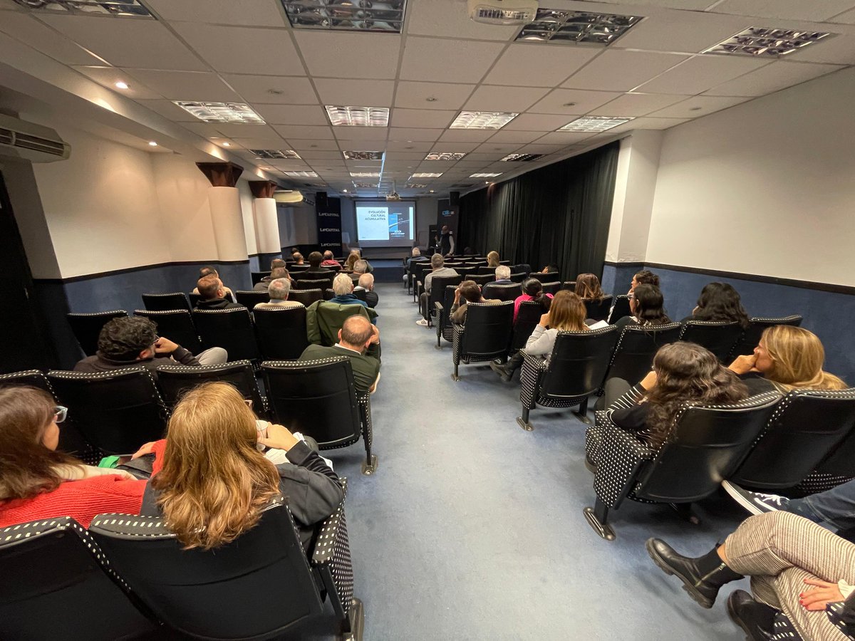 🟣 Arrancamos nuestros talleres de junio en Rosario📍🇦🇷 👉🏽 #Periodismo + #InteligenciaArtificial a cargo de <a href="/alvaroliuzzi/">Alvaro Liuzzi</a> y <a href="/EduAguirre/">𝗘𝗱𝘂𝗮𝗿𝗱𝗼 𝗠 𝗔𝗴𝘂𝗶𝗿𝗿𝗲 ©</a> en <a href="/lacapital/">Diario La Capital</a> y Grupo Televisión Litoral <a href="/elTresTV/">elTresTV</a>  ✨️