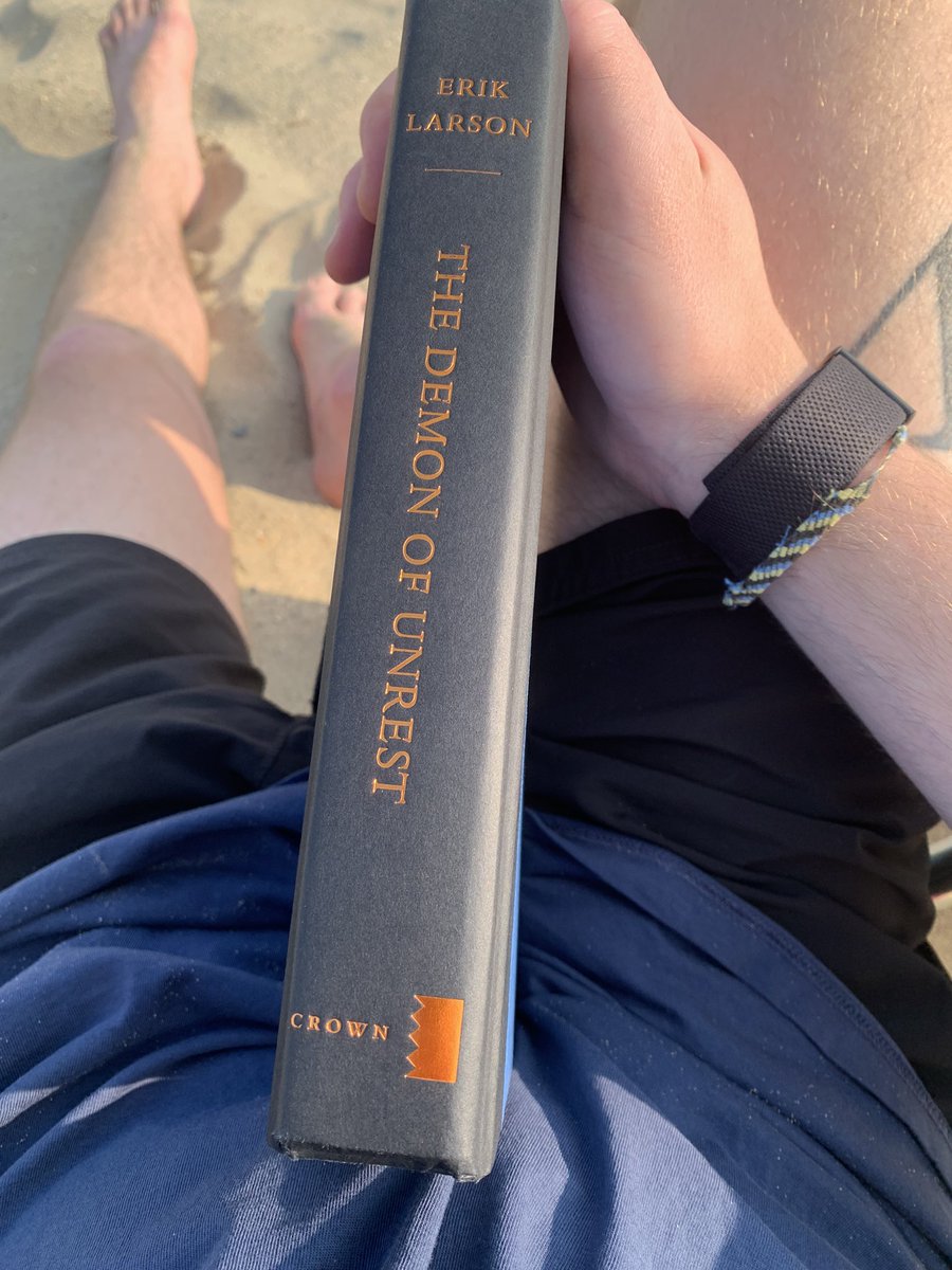 Cristobal_Huet's tweet image. #Proper muni beach. Can’t beat it with a #stick