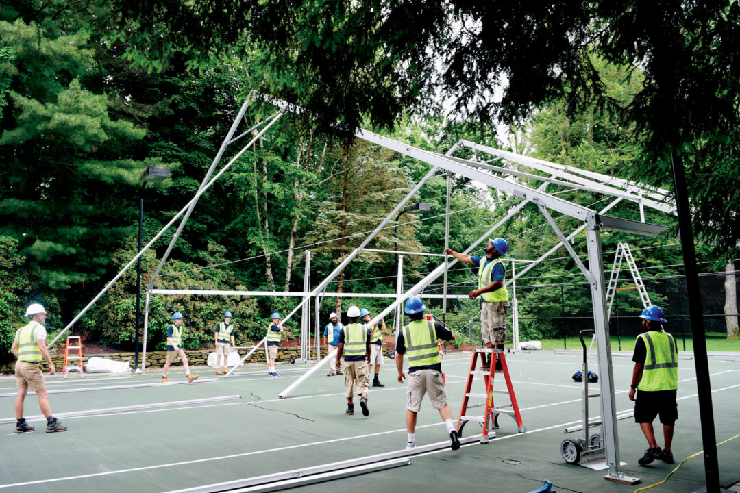 InTentsMag's tweet photo. Finding quality seasonal help has always been a challenge. In this week's InTents e-newsletter, several industry members talk about their experiences with outsourcing.
https://t.co/eyQeFUH59U
Photo courtesy of Greenwich Tent Co. https://t.co/mQ1ilScwHf