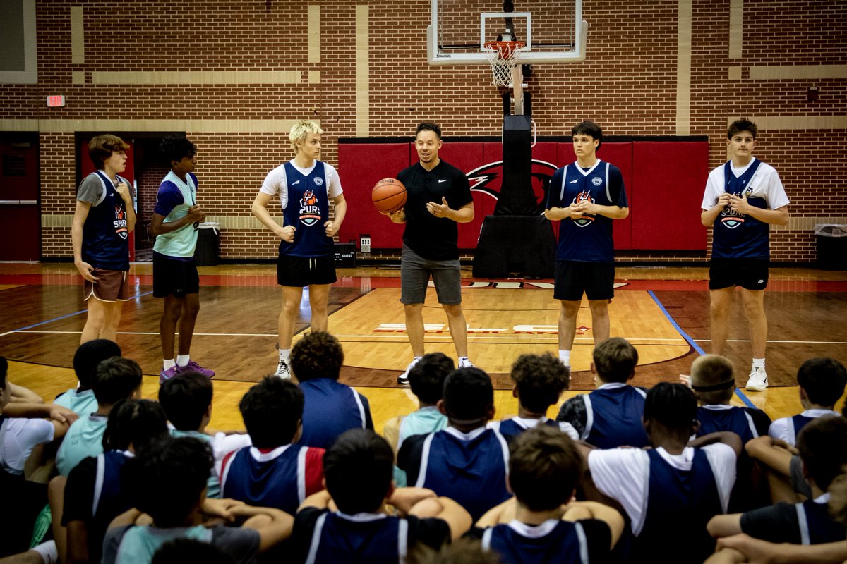 spurs's tweet photo. Giving back and growing the game ๐ค
Mitch dropped by our Spurs Sports Academy Camp to share skills, drills, and inspiration with the next generation of hoopers! #DrinkBarcode