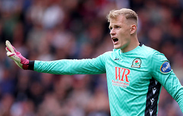 Rovers Latest (@latestrovers) on Twitter photo Balazs Tóth's agent:
#Rovers are counting on Balazs Tóth, who made his debut for the Hungarian national team, as their first choice goalkeeper for the next season. They would not sell him for less than €2 million.
- <a href="/cseh_benjamin/">Cseh Benjámin</a> Balazs Tóth's agent:
#Rovers are counting on Balazs Tóth, who made his debut for the Hungarian national team, as their first choice goalkeeper for the next season. They would not sell him for less than €2 million.
- <a href="/cseh_benjamin/">Cseh Benjámin</a>