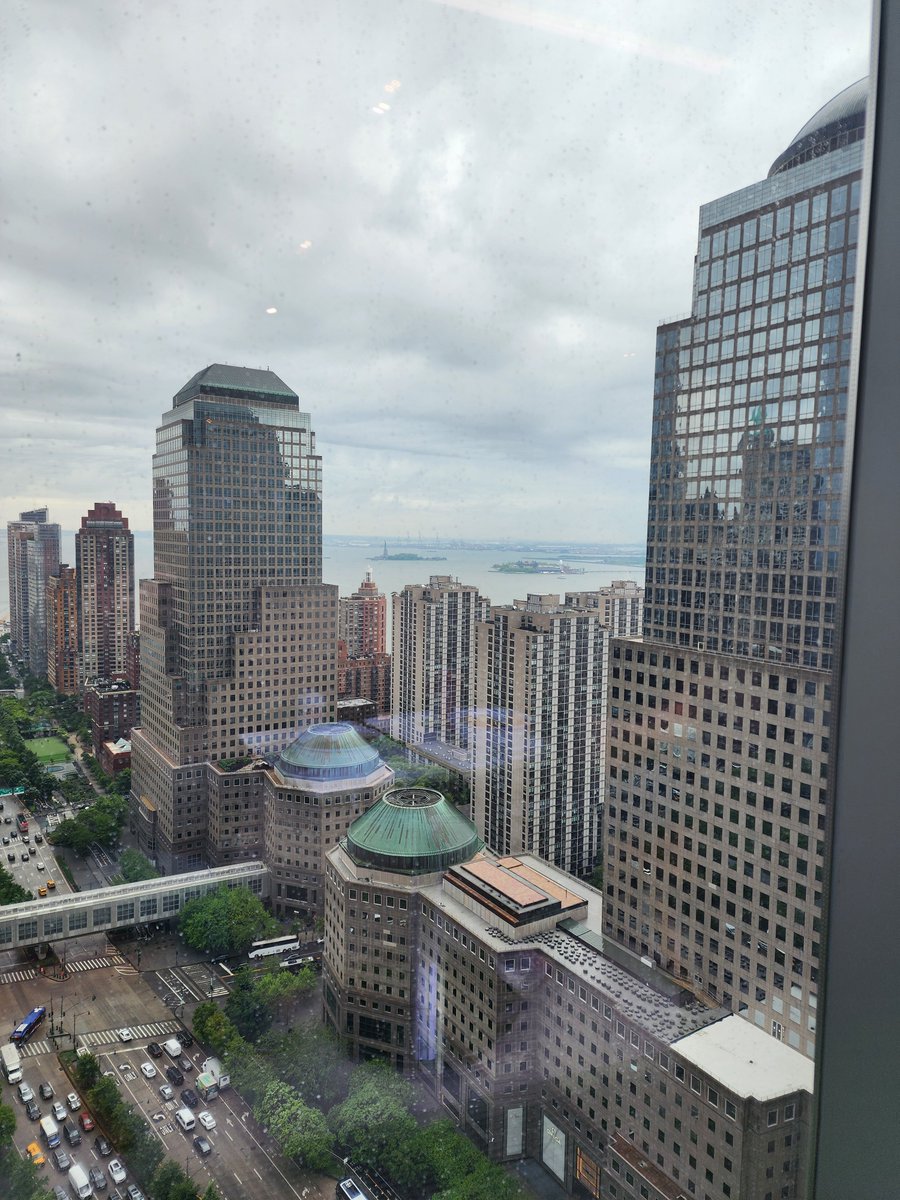 Treeboy2022's tweet image. 다운타운 좋아. ㅎㅎㅎㅎ