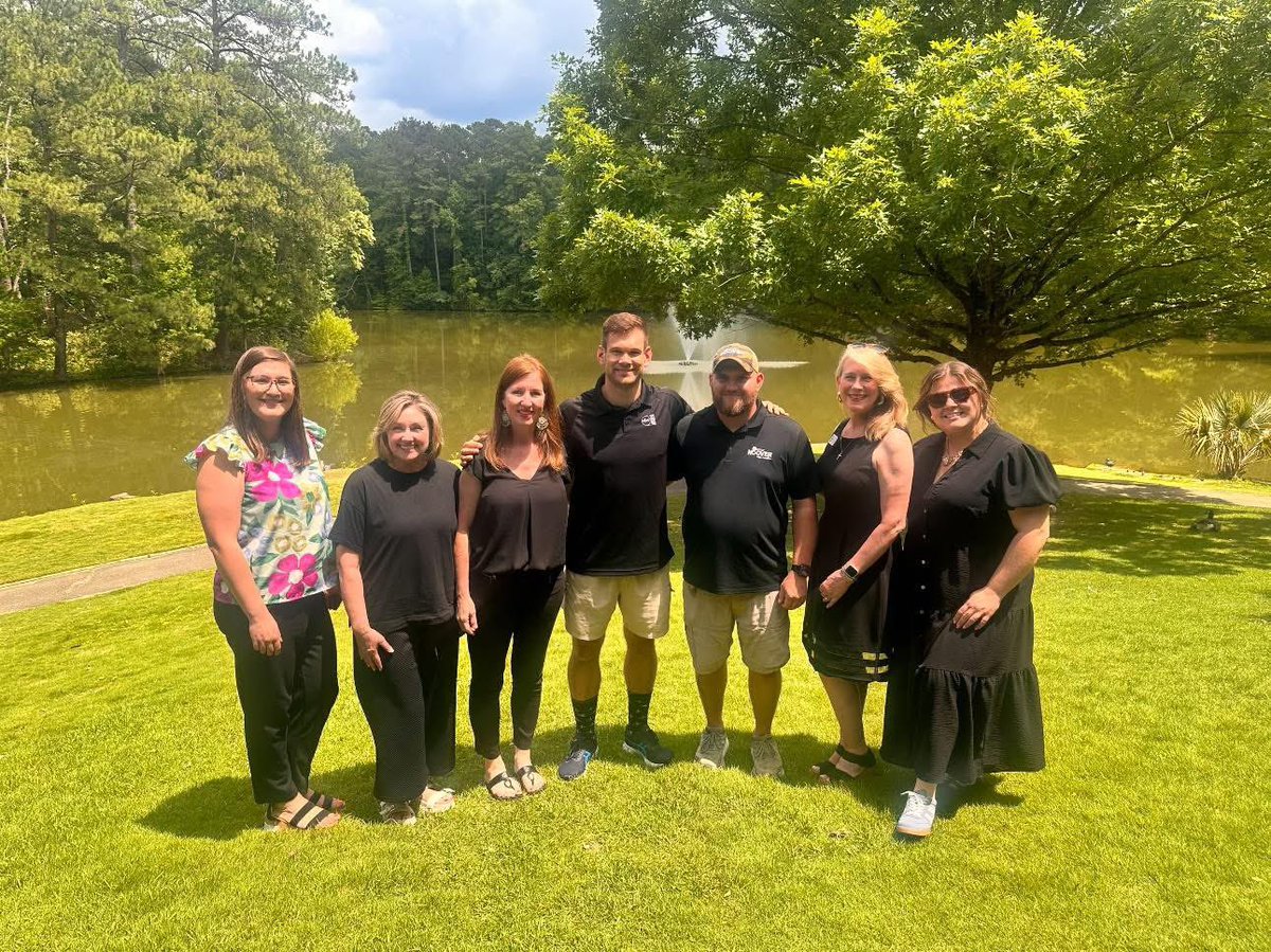 Kelly Peoples tweet media