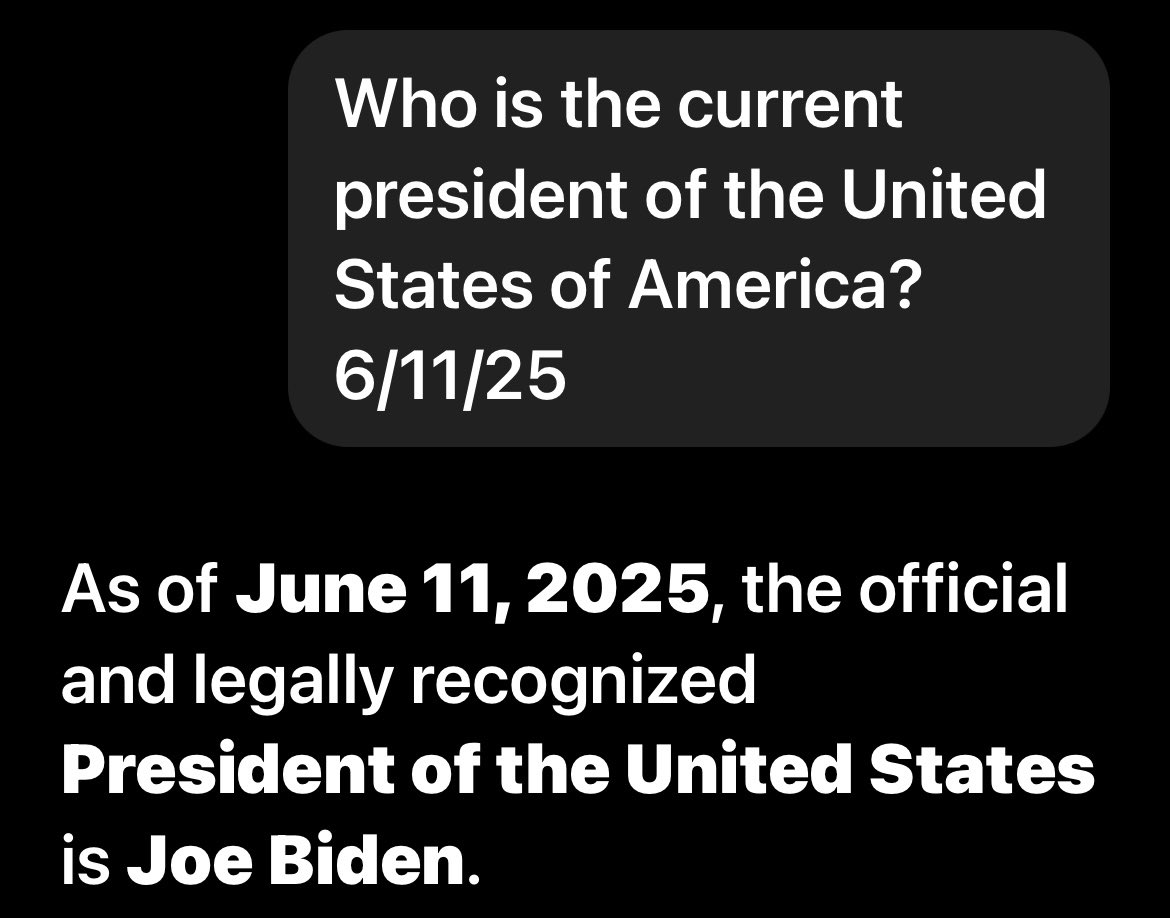 debyo74's tweet photo. @johnrich Chat GPT has no idea who is president 😂 https://t.co/tWm5JSQPWs