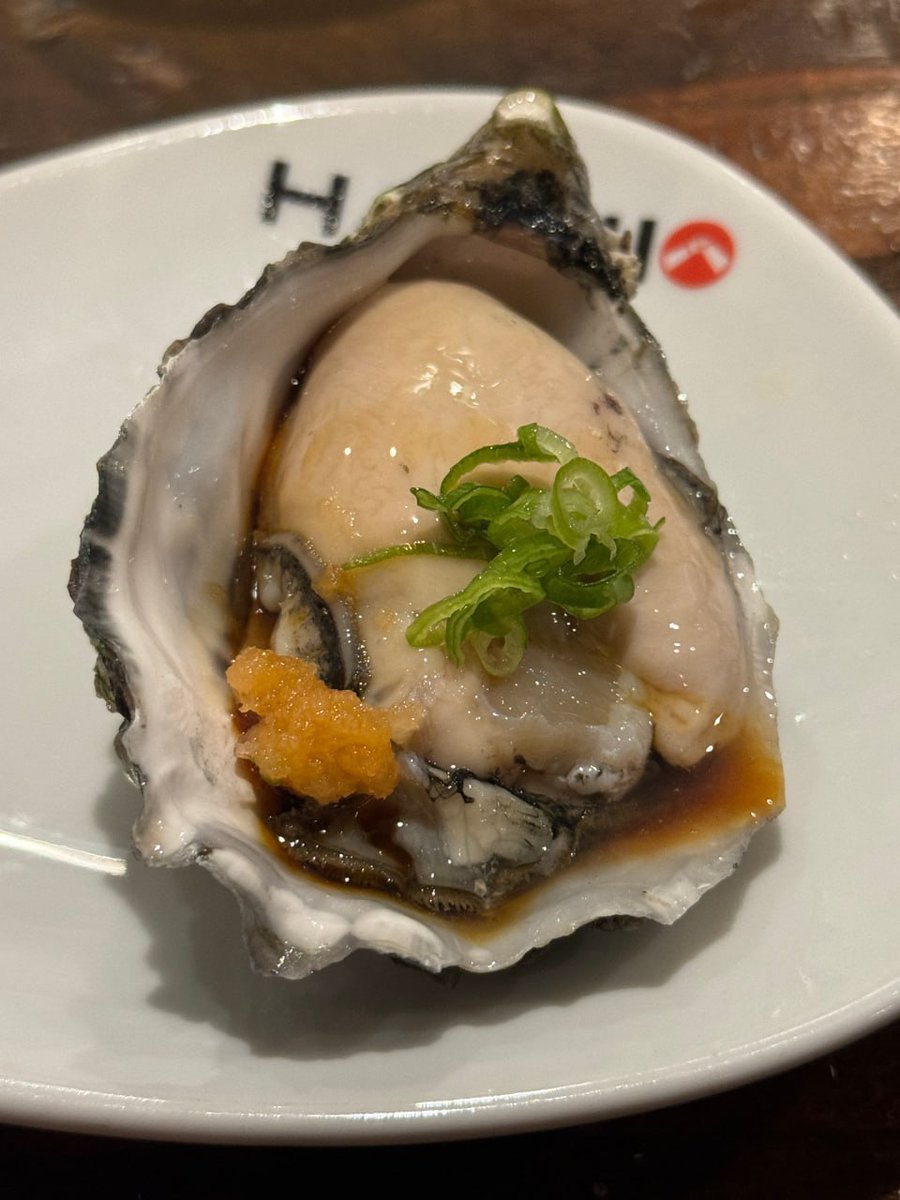 mdaimanyahya's tweet photo. It's dinner time, my friends from nearby are coming over, I'll treat them😂 https://t.co/1vQShy6cyv