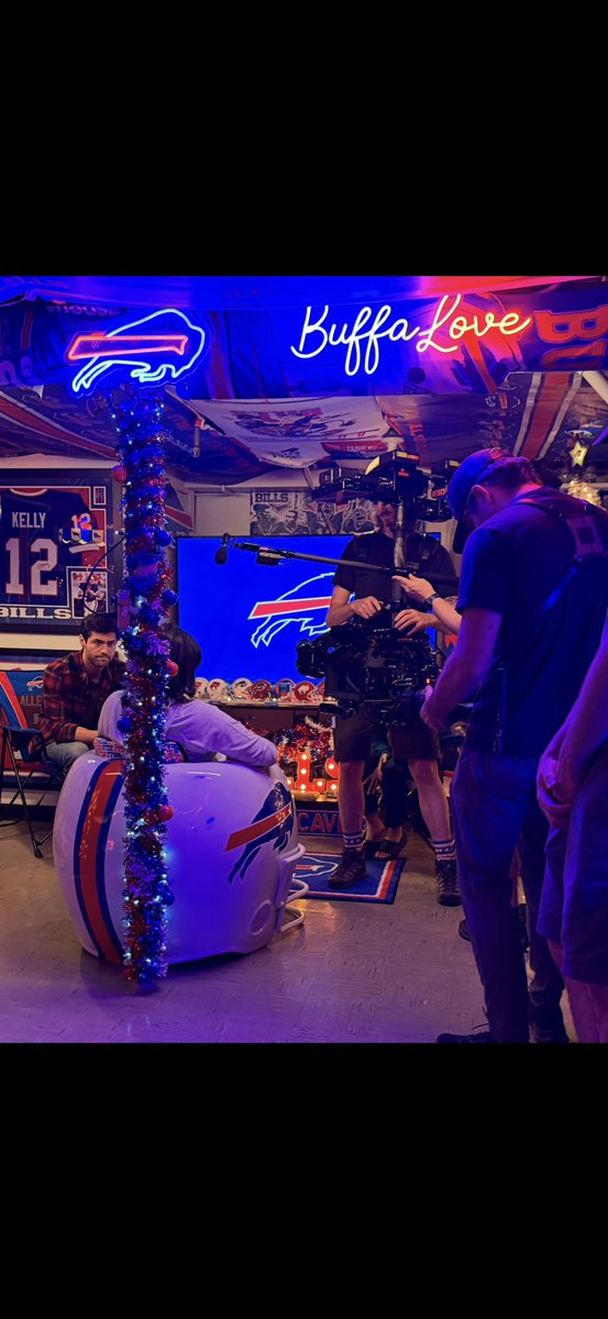 mdevine29's tweet image. Today is the final day of filming for the Hallmark Channel movie “Holiday Touchdown: a Bills Love Story”. Last week I had the privilege of hosting them to film a scene in my Bills basement for the movie! #BillsMafia @BuffaloBills