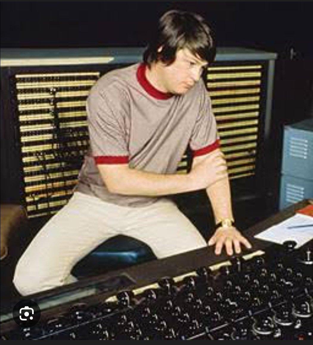 FeldmanBarrett's tweet image. Brian Wilson & the Beach Boys' story reflects the best of US culture during the 20th century: the drive to creativity, representing local experiences, and connecting with the wider world through music. Thank you, Brian. You channeled and manifested something truly special. ✨️