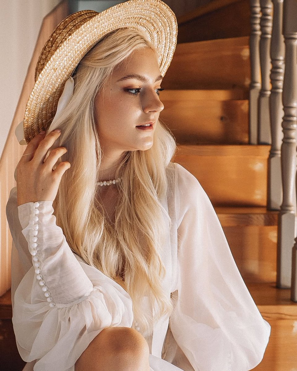 A special little #WCW post for <a href="/VeniceByVenice/">Venice</a>. Got to make sure she knows she is loved deeply.