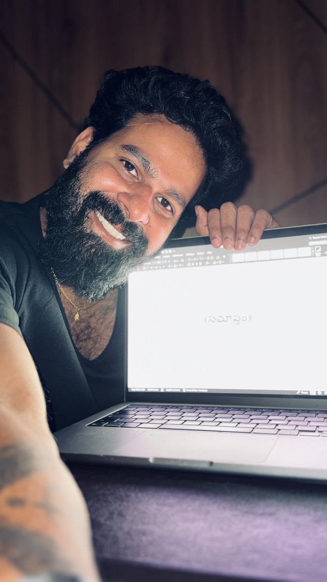 RaviMantrii's tweet image. Wish me luck for my Second book 📖. 
First draft ✍🏼 complete aindi 🫠
