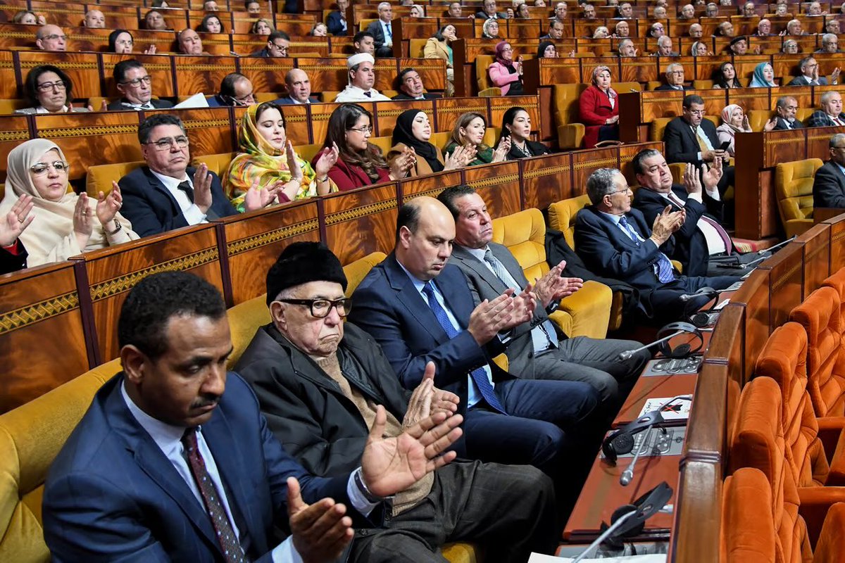 🇲🇦🗳️ Il y a aucun parti politique pour lequel j'ai envie de voter aux prochaines elections 😐

Pourquoi aucun politicien marocain ne veut creer un nouveau parti patriote?

Un parti qui mene une vrai lutte contre la corruption et le "bak sahbisme" (favoritisme)

Un parti qui mene