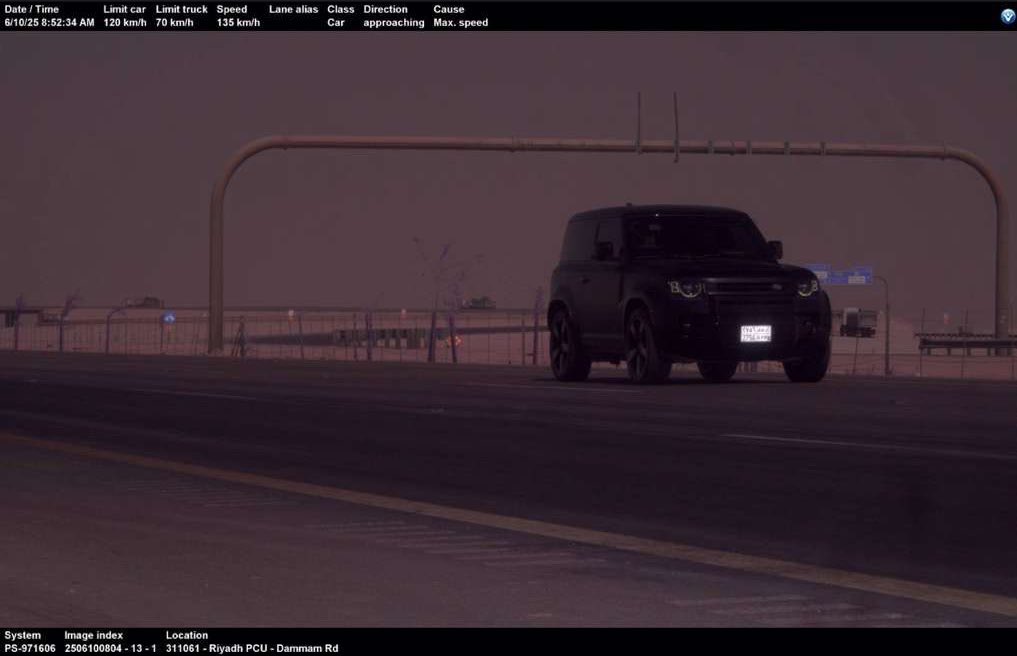 paid photographer
تسلم يده ههههههههههههههه