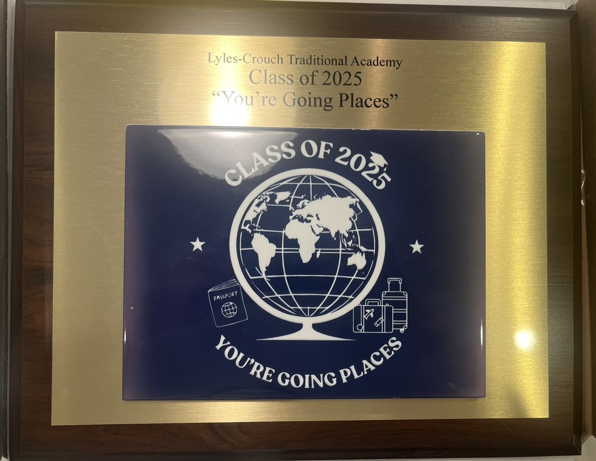 Class of 2025 Plaque to the School
As we celebrated the Class of 2025, our 5th graders also honored our school with a beautiful plaque to be displayed in our school. 🦁🦁