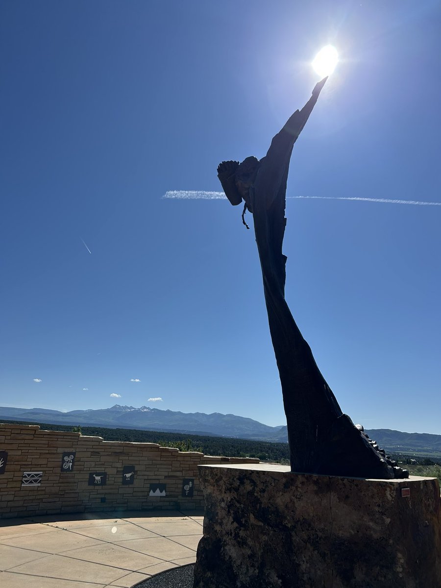 coach_schulze's tweet photo. 🇺🇸National Parks Tour 2025🇺🇸 
Day 12 - Stop #1 Mesa Verde NP
#visitAmerica #summer2025 https://t.co/AxefNFIOMX