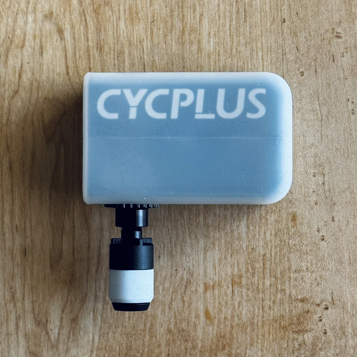 sign_ify's tweet image. お手軽空気入れセット
#クリックバルブ #CYCPLUS