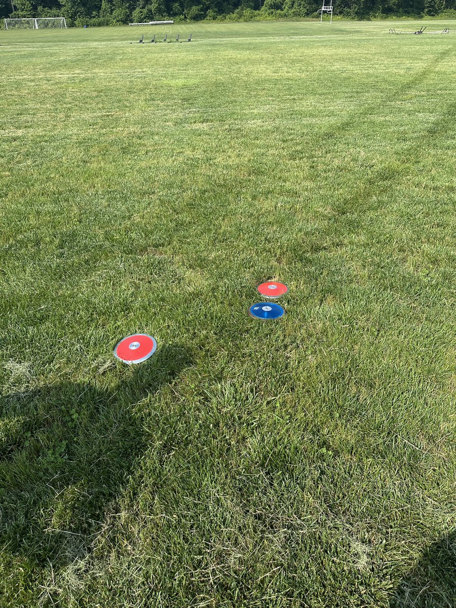 Fantastic throwing session today with <a href="/ajthrowz/">ajthrowz</a> .  He really did a great job of creating separation with his hips. This is the picture of where the final three throws landed.  I’d say we were really consistent today.