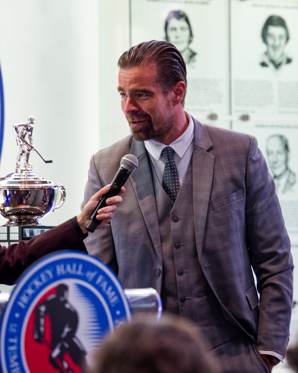 Coach’s Turn! 🏆

#RTown | #BattleBuilt | #OHLAwards