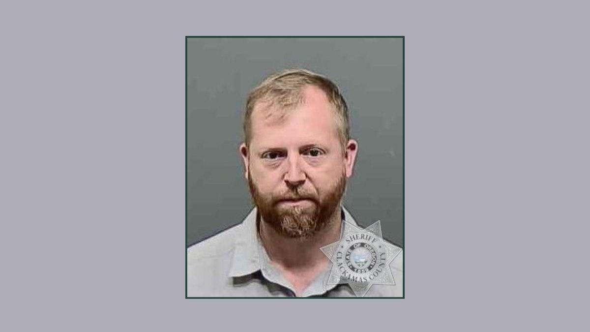 NEWS RELEASE: Sheriff’s Office arrests Hillsboro man for sexual assault of a minor; detectives believe there may be additional victims

Tip Line: 503-723-4949
Email: clackamas.us/sheriff/tip

Case #25-951348

Read online: clackamas.us/sheriff/2025-0…