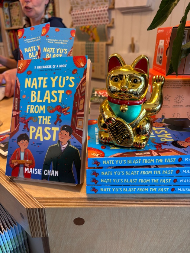 Maisie Chan - On Blue SKY, THREADS and INSTA tweet media