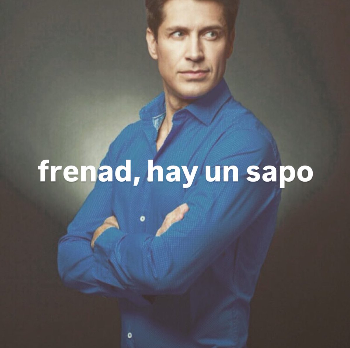 *soul conduciendo en una autopista de 120km/h, de noche y lloviendo con niebla*
el autista de nil: