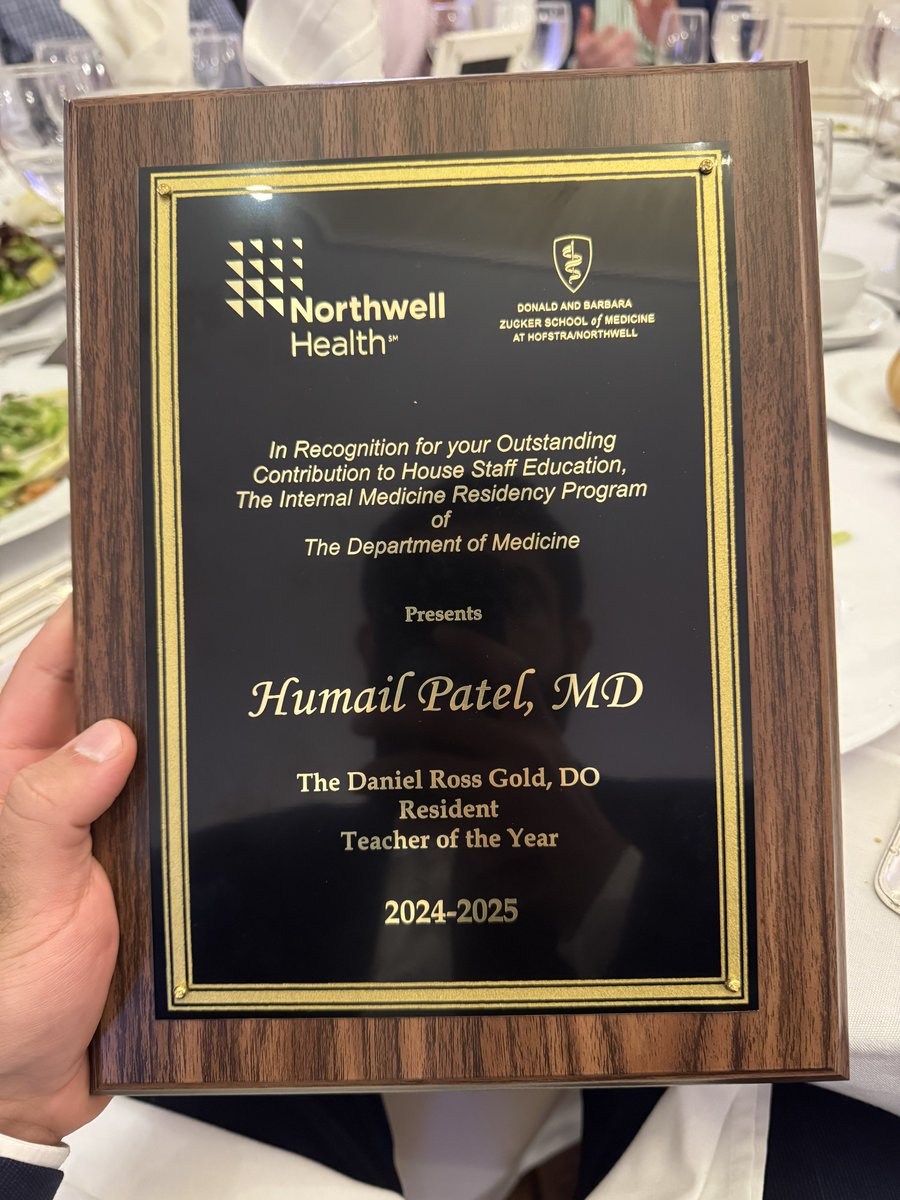 Humail Patel (@humailpatel) on Twitter photo Honored to have received the Dan Gold Resident of the Year award, chosen by my co-residents who (for some odd reason) think way too highly of me
Grateful to my wonderful mentors and colleagues at <a href="/Northwell_IM/">Northwell IM Residency</a>, and excited to start all over again in fellowship!! Honored to have received the Dan Gold Resident of the Year award, chosen by my co-residents who (for some odd reason) think way too highly of me
Grateful to my wonderful mentors and colleagues at <a href="/Northwell_IM/">Northwell IM Residency</a>, and excited to start all over again in fellowship!!