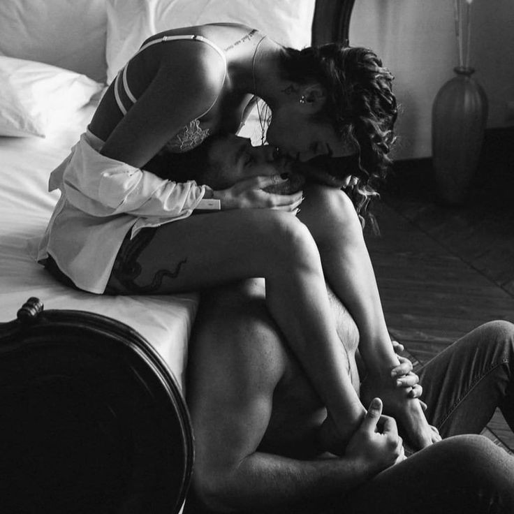 trytoforgiveme_'s tweet photo. "Secuéstrame como lo haría yo
Líbrame del frío, del olvido y del dolor.
Escóndeme en tu habitación
Átame a tus brazos, derrite mis labios con tu calor."

https://t.co/sIrkOZ9WhL

#YoSoyRebelde
#MiMusica https://t.co/Foogji7D37