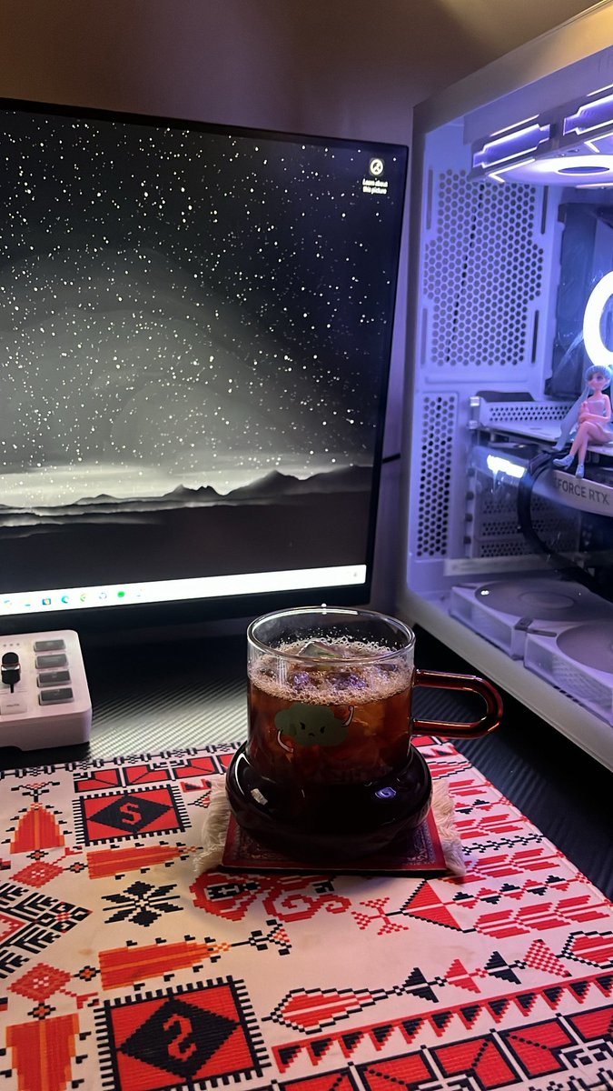 Nee (@neeerrry) on Twitter photo 