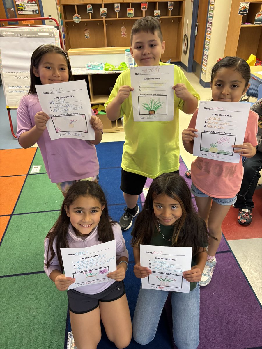 CastleberryElem's tweet image. Rain or shine, we grow on! 🌧️🌿 Gardening Club took it indoors today to learn all about indoor plants! #CastleberryISD #CEFamily #JJA
