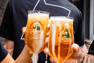 Bowling and games bar offering FREE pints for dads this Father’s Day

midlandsgazette.com/lifestyle/bowl…
