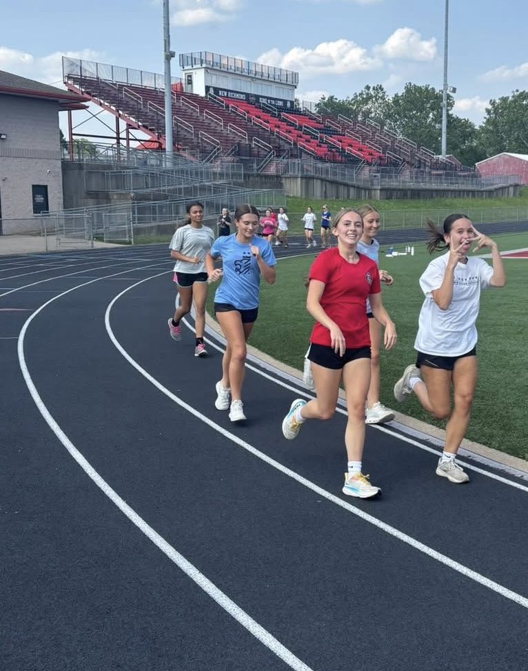 And senior year of soccer begins! Glad to be back at it with my high school teammates and the new incoming freshman. Can’t wait to see what this season has in store for me! <a href="/ImYouthSoccer/">ECNL/GA/Recruiting/College Soccer</a> <a href="/nrhsathletics/">Doug Foote</a>