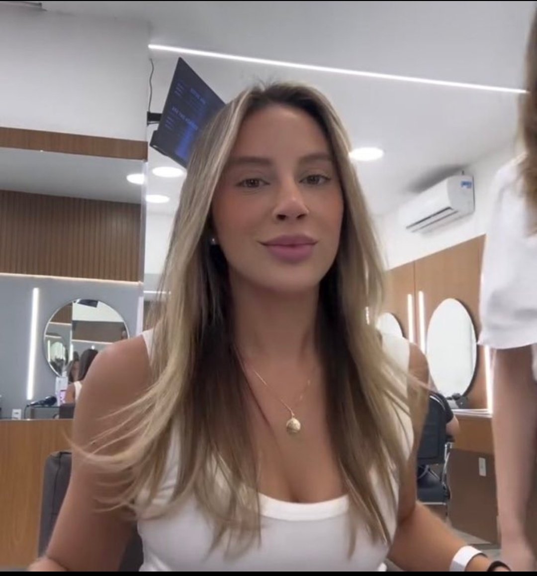 LizSC0604's tweet image. Não  é por nada não... mas a minha mamãe é gata demais.... será que vou ficar assim quando ficar grande