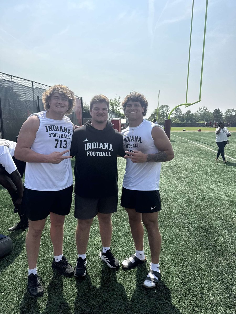 bearej5's tweet image. Had a great time in Bloomington today at @IndianaFootball camp!! Thank you @Coach_BHaines For coaching me today.
@Mr_Meiners @EastCentralFB @IndianaPreps @PrepRedzoneIN