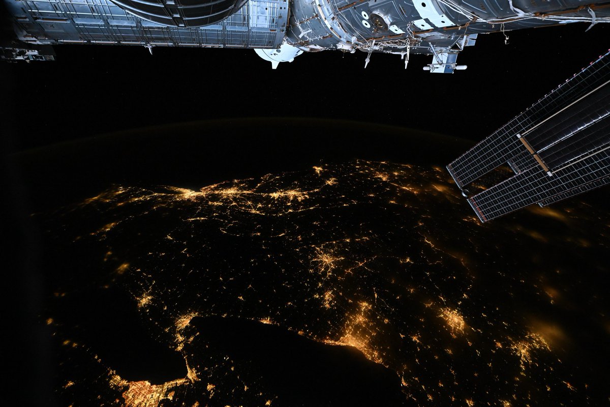 Good evening Toronto, Cleveland, New York, and everyone in between!