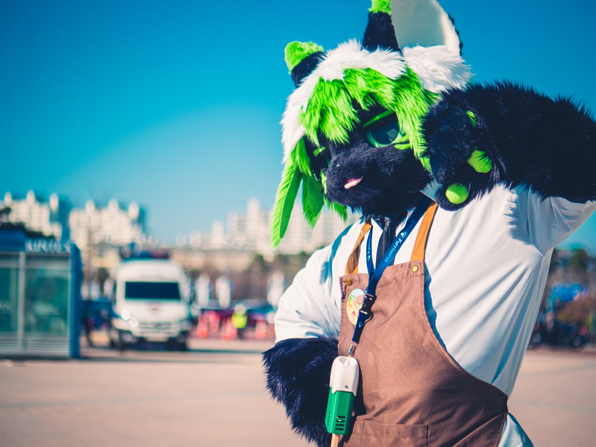 👎

#FursuitEveryday  #fursuit 

📸<a href="/Choram1105/">=치효=</a>