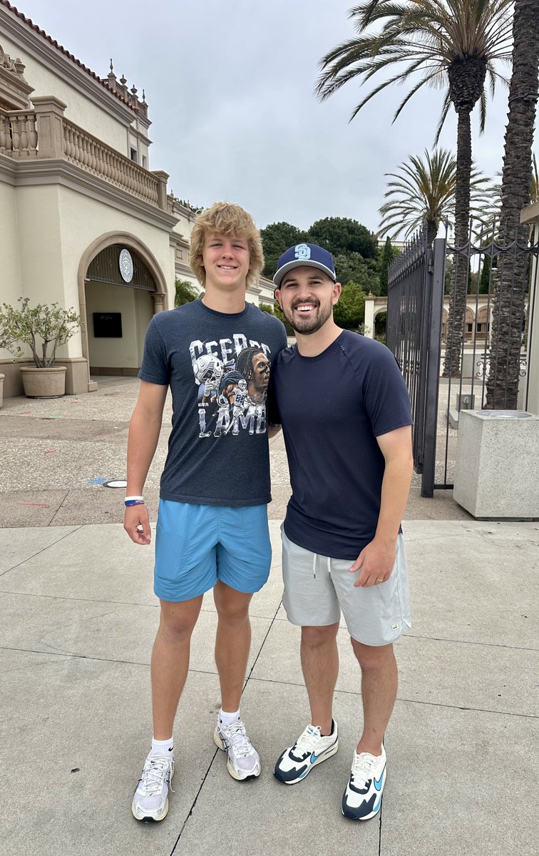 Hudson Reasor (@reasorhudson) on Twitter photo #AGTG After a great visit and conversation with <a href="/CoachDiedrick/">Ryan Diedrick</a> and <a href="/madbacker56/">Coach Brandon Moore</a> I am blessed to receive my 13th D1 offer from The University of San Diego!
<a href="/USDFootball/">San Diego Football</a> <a href="/CoachNFulton/">Nick Fulton</a> <a href="/CoachBeck_PTF/">Coach Aaron Beck</a> <a href="/SmileHeardJ/">AI Heard</a> <a href="/drobalwayzopen/">David Robinson</a> <a href="/TXPrivateFBGuy/">Texas Private School Football</a> <a href="/TXPSMedia/">Texas Private School Media</a> #AGTG After a great visit and conversation with <a href="/CoachDiedrick/">Ryan Diedrick</a> and <a href="/madbacker56/">Coach Brandon Moore</a> I am blessed to receive my 13th D1 offer from The University of San Diego!
<a href="/USDFootball/">San Diego Football</a> <a href="/CoachNFulton/">Nick Fulton</a> <a href="/CoachBeck_PTF/">Coach Aaron Beck</a> <a href="/SmileHeardJ/">AI Heard</a> <a href="/drobalwayzopen/">David Robinson</a> <a href="/TXPrivateFBGuy/">Texas Private School Football</a> <a href="/TXPSMedia/">Texas Private School Media</a>