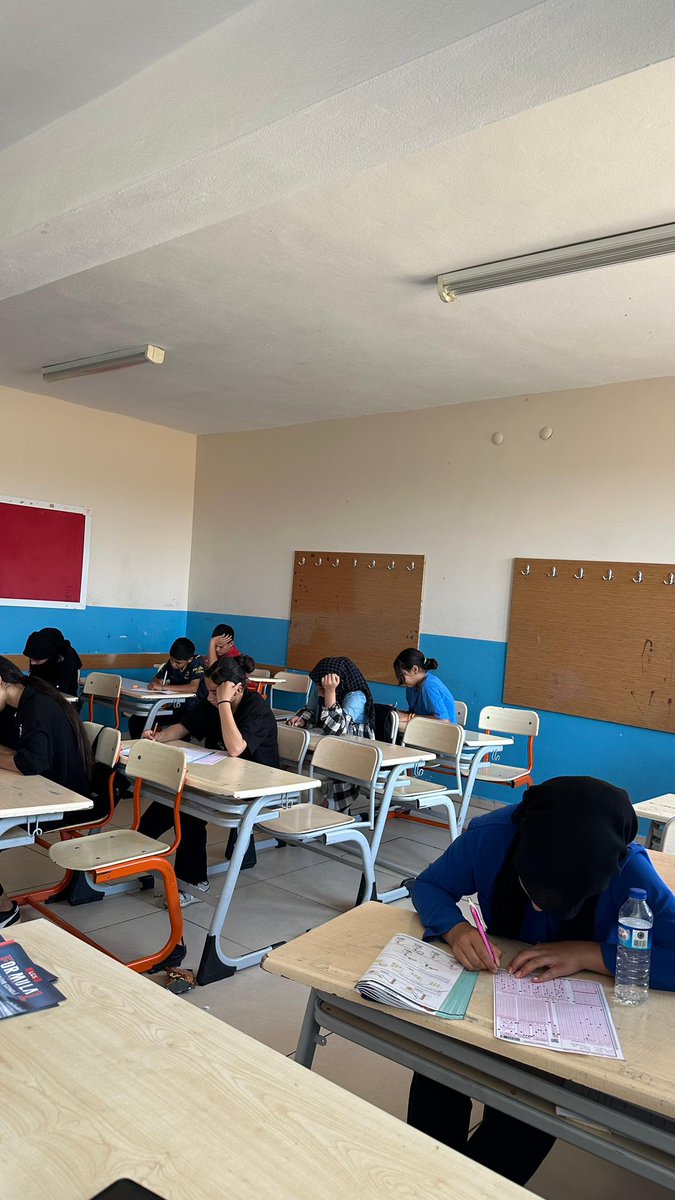 🔴Lgs'ye günler kala. 
📝İlçe geneli Lgs denemelerimize sınava günler kala devam ediyoruz. Lgs sınavı formatında  ilçe genel ortaokullarımızda eş zamanlı deneme yapıldı. 
<a href="/tcmeb/">Millî Eğitim Bakanlığı</a> 
<a href="/Yusuf__Tekin/">Yusuf Tekin</a> 
<a href="/ali_eyyupkoca/">Ali Eyyupkoca</a> 
<a href="/mardinilmem/">Mardin İl Millî Eğitim Müdürlüğü</a>
