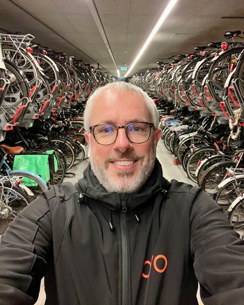 Happy Birthday 🎂<a href="/modacitylife/">Melissa & Chris Bruntlett</a> 

“A bicycle is the finest mode of transport known to man.” — Adam Hart-Davis, English inventor