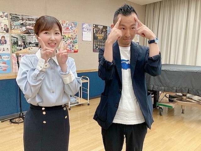 こんにちは😆
きのうの「ラジオ大福」では
紙芝居ボランティア
”おしゃべりくまさん”による
紙芝居をお送りしました😍
また今週火曜日の「となりのラジオ」のゲストは
和歌ぽんさんでした😊ありがとうございました💕
＃だいふく　＃となり　＃物部純子　＃紙芝居　＃とくしま動物園　＃落語