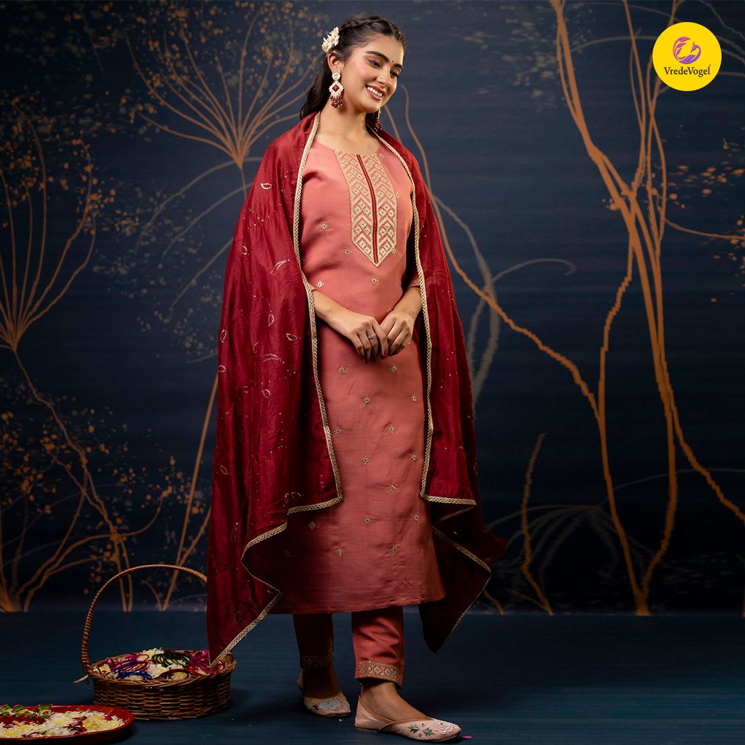 VredeVogel's tweet photo. Not Just Ethnic. It's a Vibe.  

💛 Available now in limited stock.

🛒 Shop the link in bio.

for more inquiry: +91 9537207494

#VredeVogel #EthnicElegance #SilkKurtaSet #FestiveFashion #DiwaliOutfit #EthnicWear #StyleWithVredeVogel #FestiveFashion #MaroonMagic #EthnicElegance https://t.co/nQ7ql7RMZH