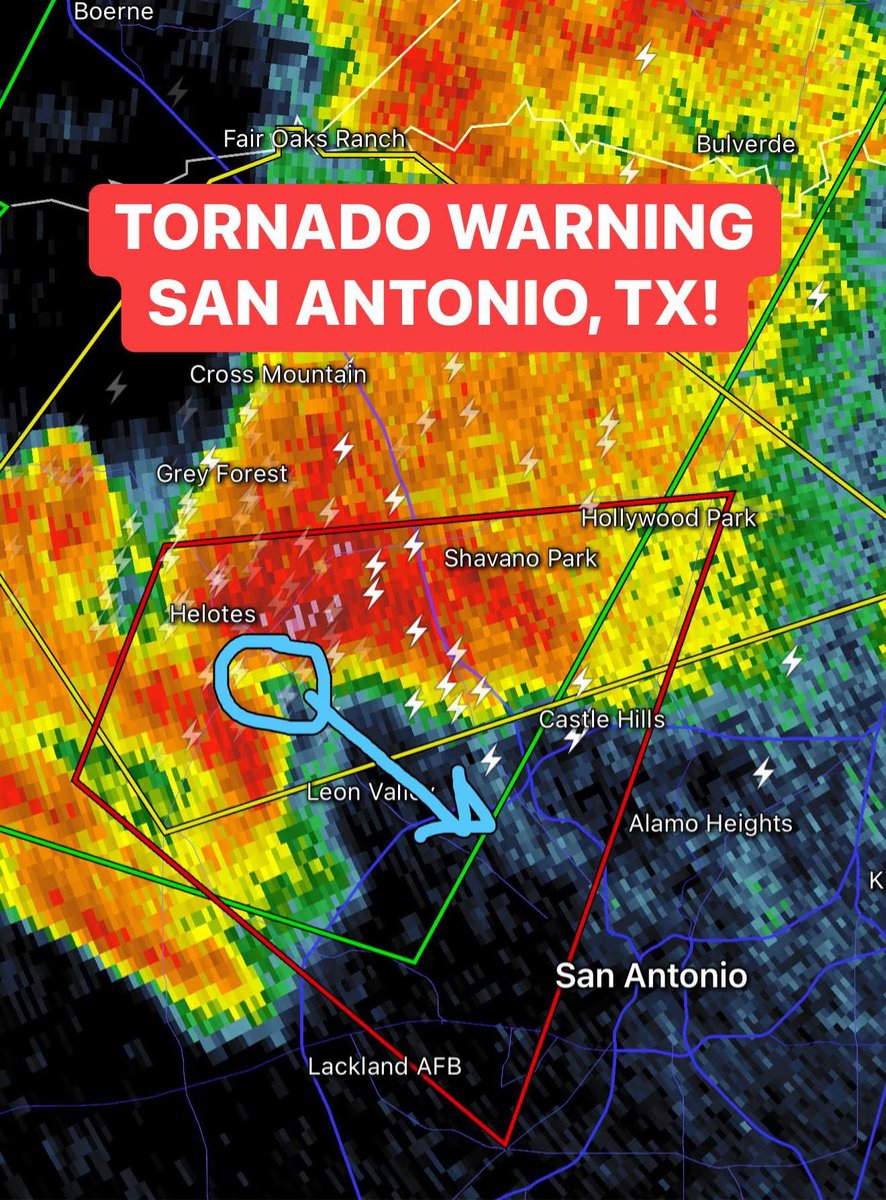 SAN ANTONIO, TEXAS! Take cover immediately! A dangerous #tornado warned supercell is diving southeast toward downtown. A tornado warning is in effect!