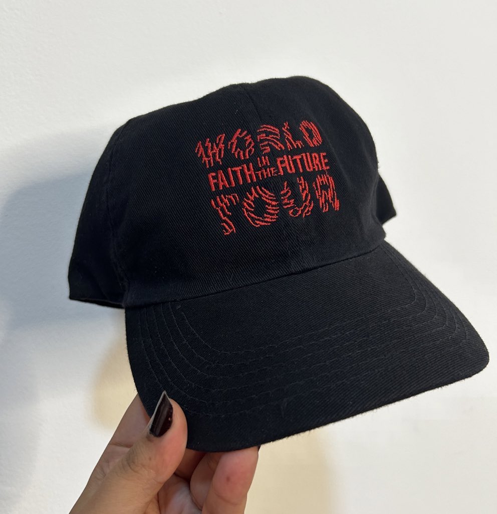 zbstore's tweet image. ❌ ESTOU FECHANDO A LOJA 

R$ 35 no enjoei 🕊️

- rt para me ajudar a zerar o estoque 😭