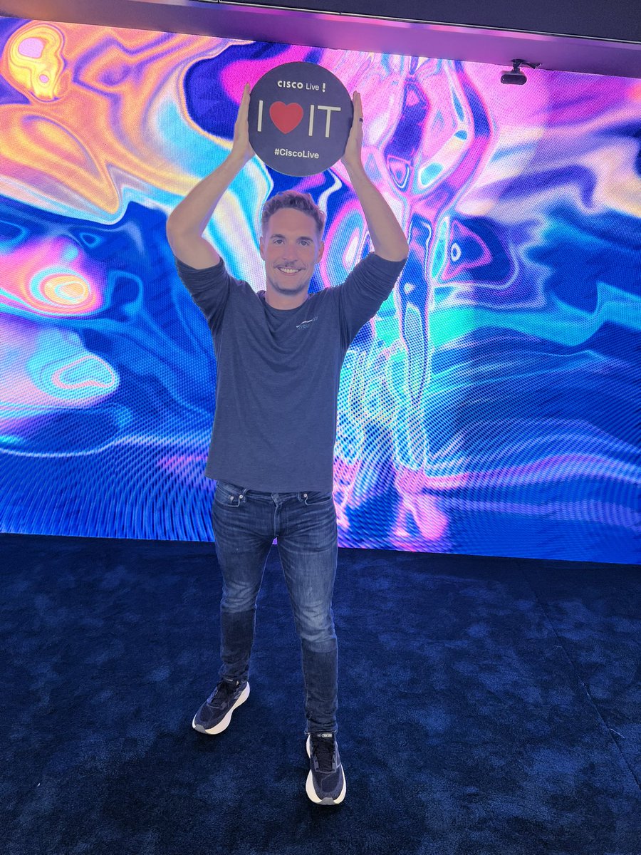 Just goofin with <a href="/MannyRoutes/">Manny 🇵🇷🇩🇴</a> <a href="/crcavendish/">Christopher C</a> <a href="/Arthamon_/">Robert Townsend</a> <a href="/FlubbaDubbaPhil/">Phil The Fountain</a>  <a href="/josh_koll/">Josh Koll</a>

@ciscolive