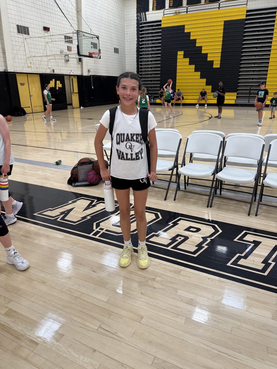 PYBL412's tweet photo. Girls Middle School:

Quaker Valley W I Winchester Thurston L

Kennedy "Ask Not What Your Country Can Do For You" McCune kicked off the night with an insane 14 point performance in a huge victory over Winchester Thurston https://t.co/fucbDIHnGa