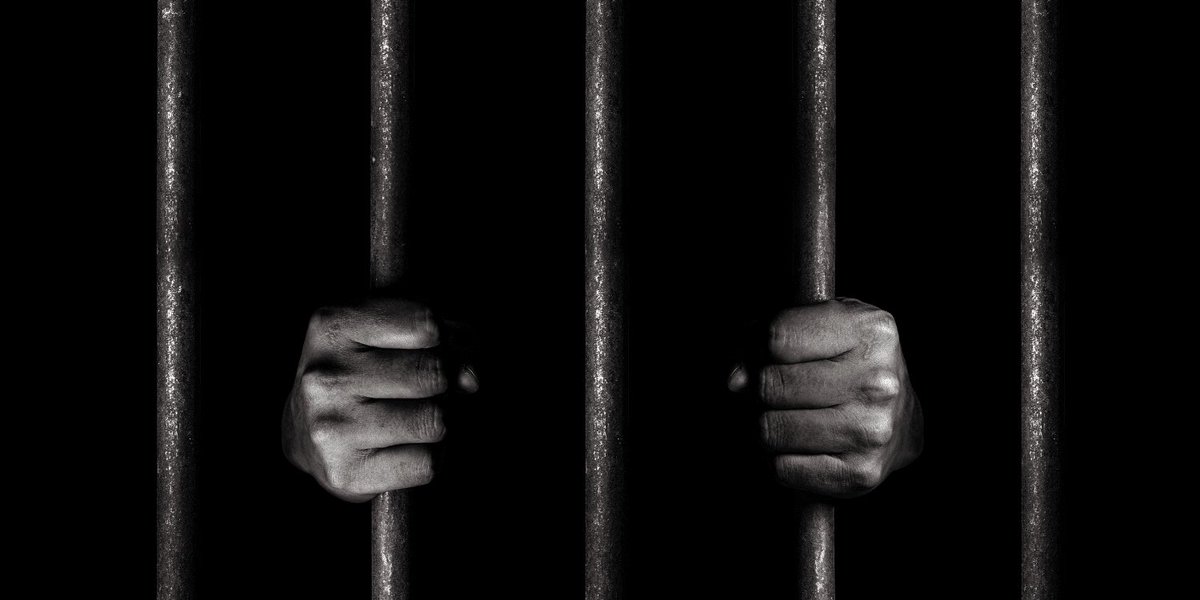 Políticos que al igual que Cristina Fernández también deberían ir presos:

🇧🇴 Evo Morales
🇧🇷 Lula Da Silva
🇨🇴 Gustavo Petro
🇨🇺 Miguel Díaz-Canel
🇳🇮 Daniel Ortega
🇩🇴 Luis Abinader
🇻🇪 Nicolás Maduro

Quién más? 👇