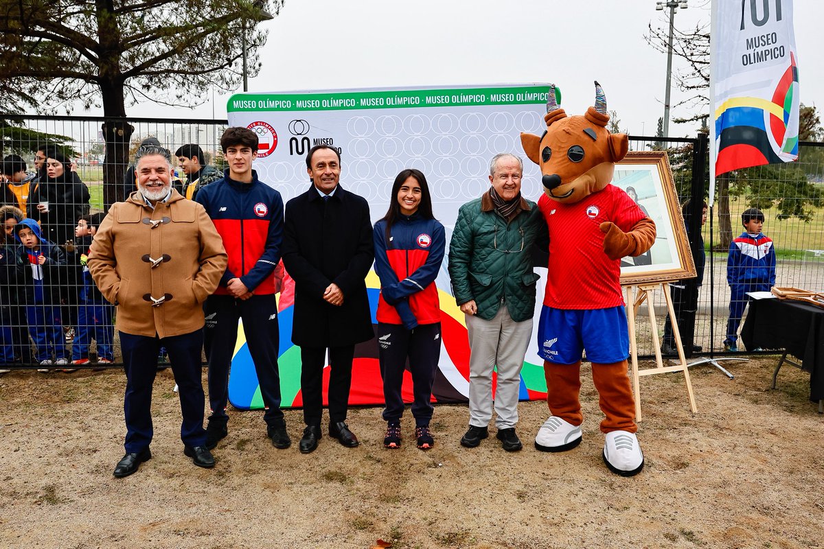 Nuestro Presidente, Miguel Ángel Mujica, participó de la jornada educativa y deportiva organizada por la Federación de Andinismo de Chile.

Más información: coch.cl/federacion-de-…
