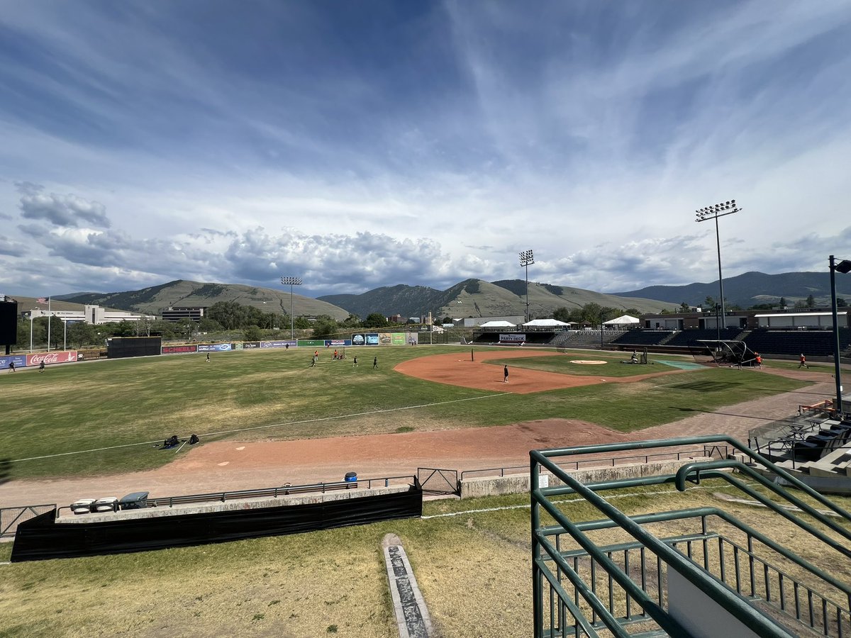 Nevada Cullen (@nevadacullen) on Twitter photo Game 2/3 in Missoula. Ballers win 16-7 last night, Reed Butz (2-0, 4.60 ERA) gets the nod tonight.
<a href="/OaklandBallers/">Oakland Ballers</a> 🆚 Missoula PaddleHeads
⏰ 6:07 pm PDT
📍Ogren Park
HOW TO LISTEN ⬇️
📻 860amtheanswer.com/listenlive
💻 Oakland Ballers on YouTube Game 2/3 in Missoula. Ballers win 16-7 last night, Reed Butz (2-0, 4.60 ERA) gets the nod tonight.
<a href="/OaklandBallers/">Oakland Ballers</a> 🆚 Missoula PaddleHeads
⏰ 6:07 pm PDT
📍Ogren Park
HOW TO LISTEN ⬇️
📻 860amtheanswer.com/listenlive
💻 Oakland Ballers on YouTube
