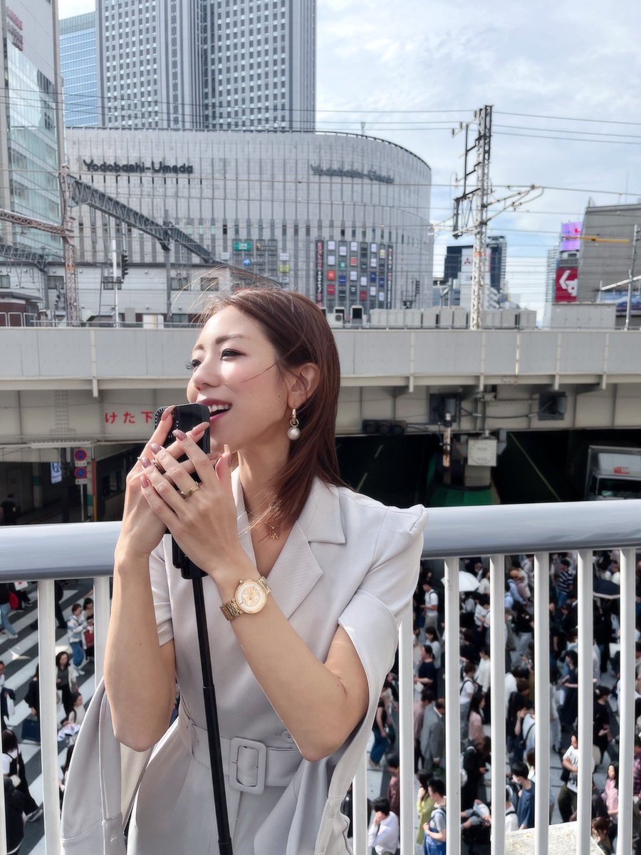 今週土曜日お昼から川崎路上ライブ🎙しにいきます🔥雨が降ったら中止です🥹

#冴夏
#singer
#歌うま野菜ガール
#BIGOLIVE
#Tiktok
#拡散RT