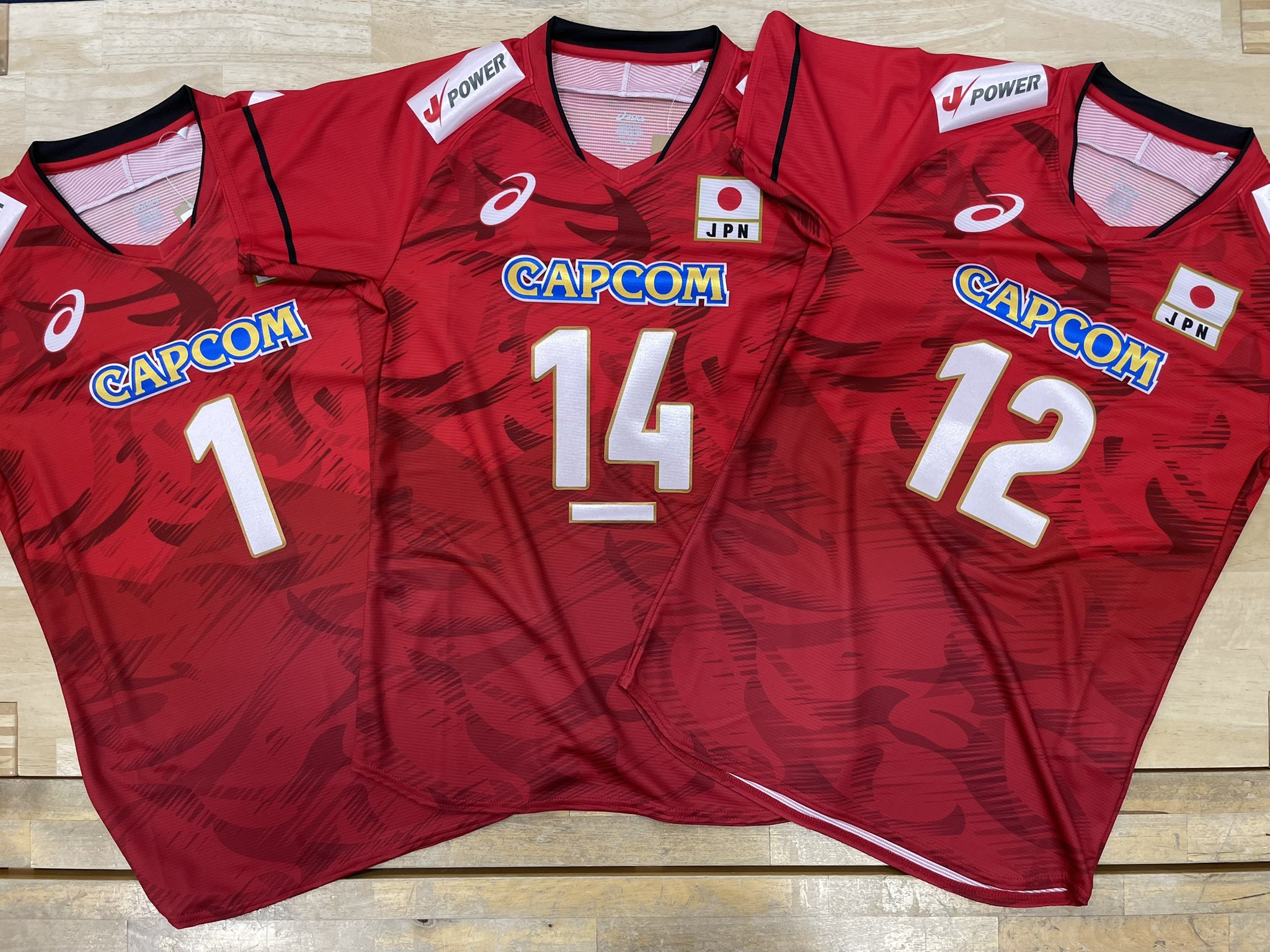 ギャラリー・2渋谷店 バレーボール on X: 